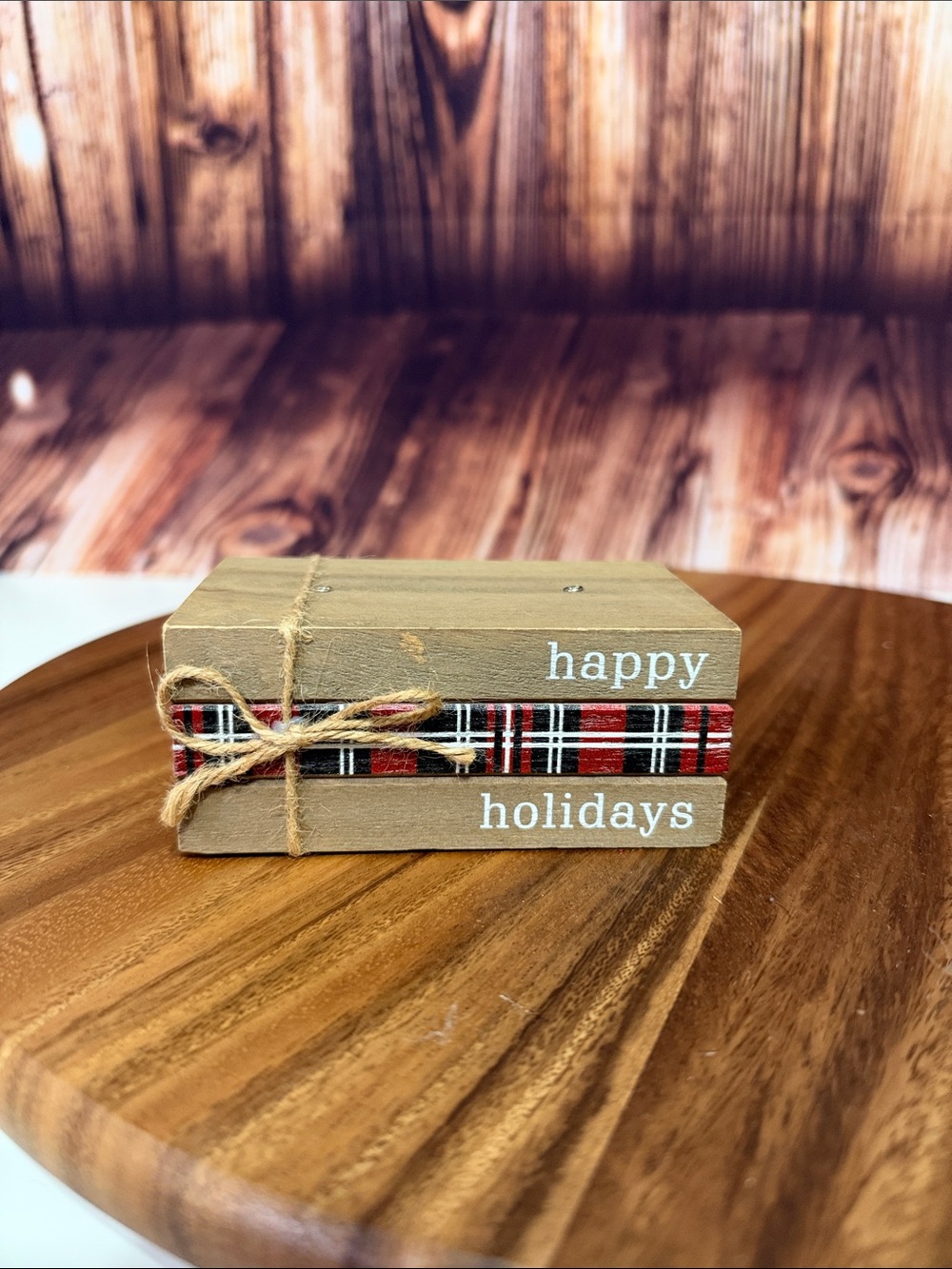 Festive 'Happy Holidays' Decorative Stack of books - Red Plaid